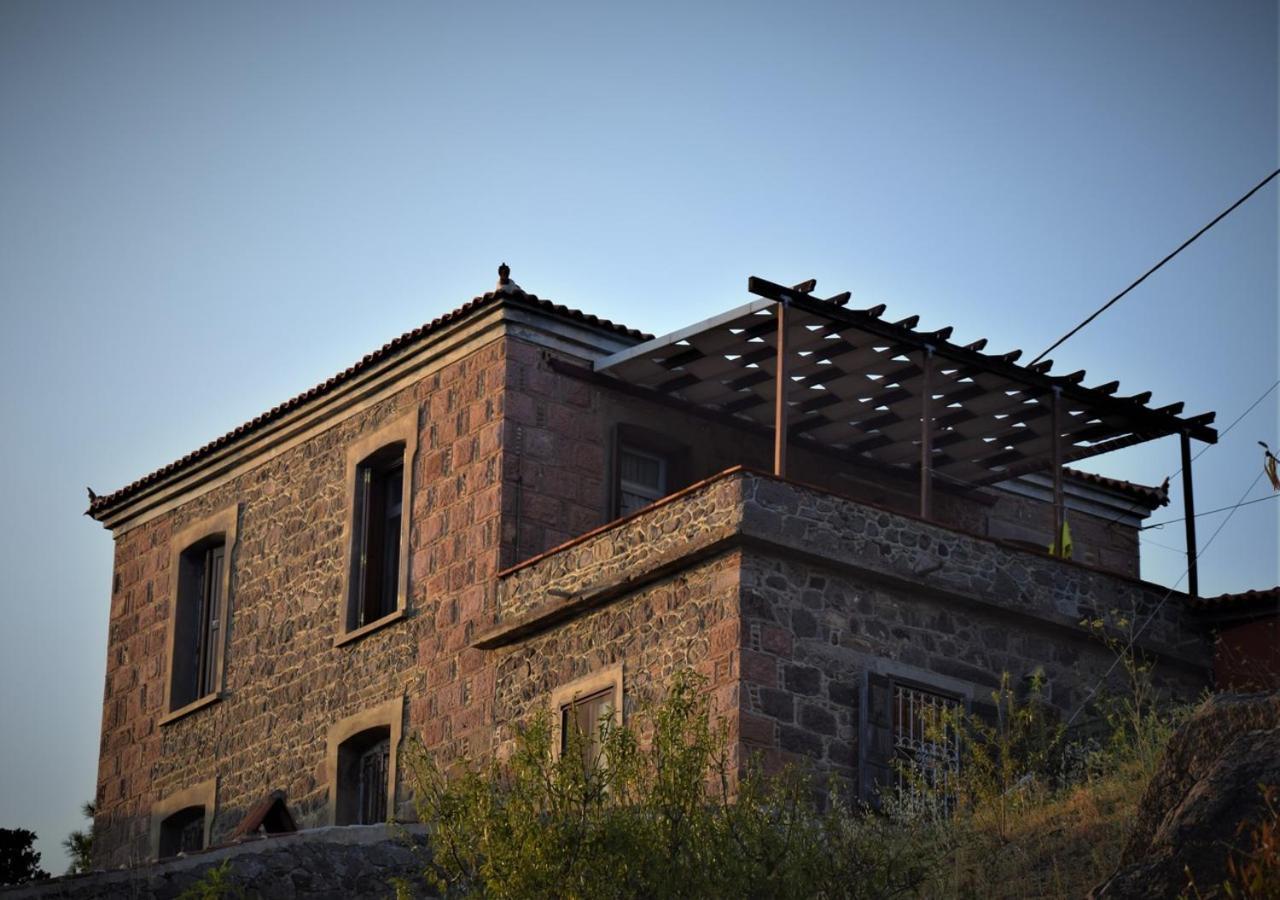 מית'ימנה Villa Annie מראה חיצוני תמונה
