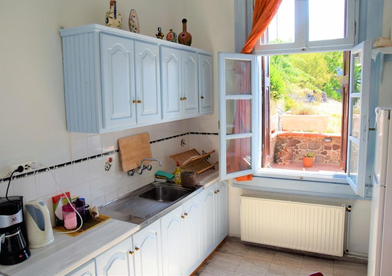 מית'ימנה Villa Annie מראה חיצוני תמונה